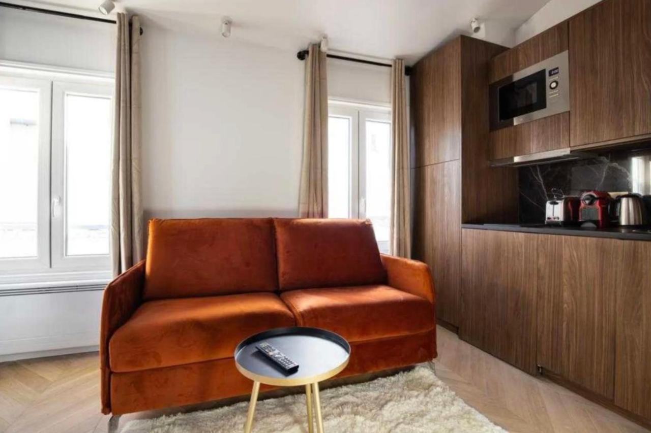 Lovely Studio - Pigalle Moulin Rouge Apartment *